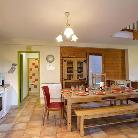 Au Coeur Du Parc Du Pilat, Parfait Pour Les Familles Et Amateurs D'activites En Plein Air - Fr-1-496-72 *