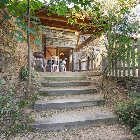 Au Coeur Du Parc Du Pilat, Parfait Pour Les Familles Et Amateurs D'activites En Plein Air - Fr-1-496-72 Ferienhaus