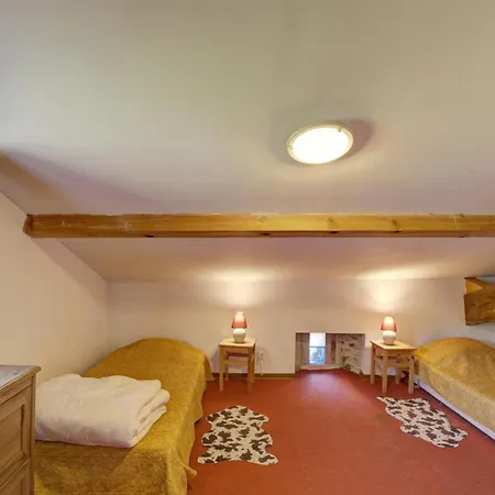 Au Coeur Du Parc Du Pilat, Parfait Pour Les Familles Et Amateurs D'activites En Plein Air - Fr-1-496-72 * La Terrasse-sur-Dorlay