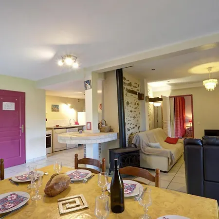 Ferienhaus Au Coeur Du Parc Du Pilat, Parfait Pour Les Familles Et Amateurs D'activites En Plein Air - Fr-1-496-72