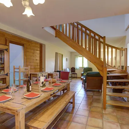 Au Coeur Du Parc Du Pilat, Parfait Pour Les Familles Et Amateurs D'activites En Plein Air - Fr-1-496-72 * La Terrasse-sur-Dorlay