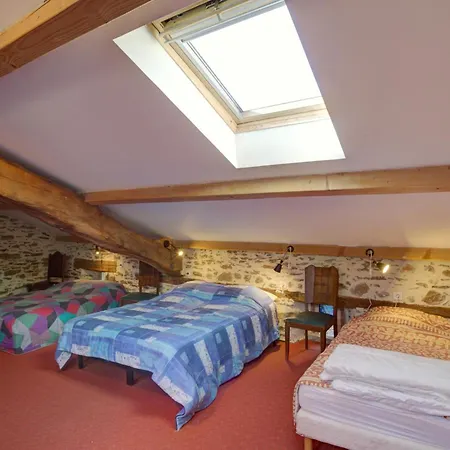 La Terrasse-sur-dorlay, 6 Pièces, 13 Personnes - Fr-1-496-72 Hébergement de vacances