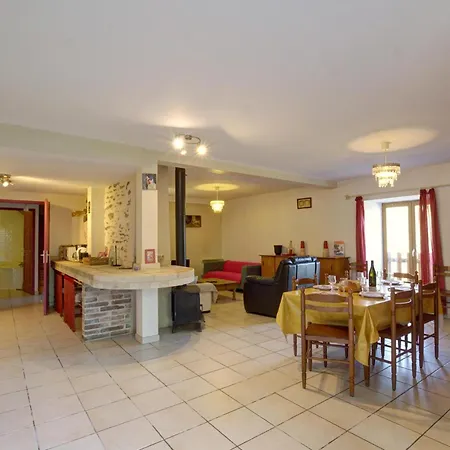 Au Coeur Du Parc Du Pilat, Parfait Pour Les Familles Et Amateurs D'activites En Plein Air - Fr-1-496-72 度假居 La Terrasse-sur-Dorlay